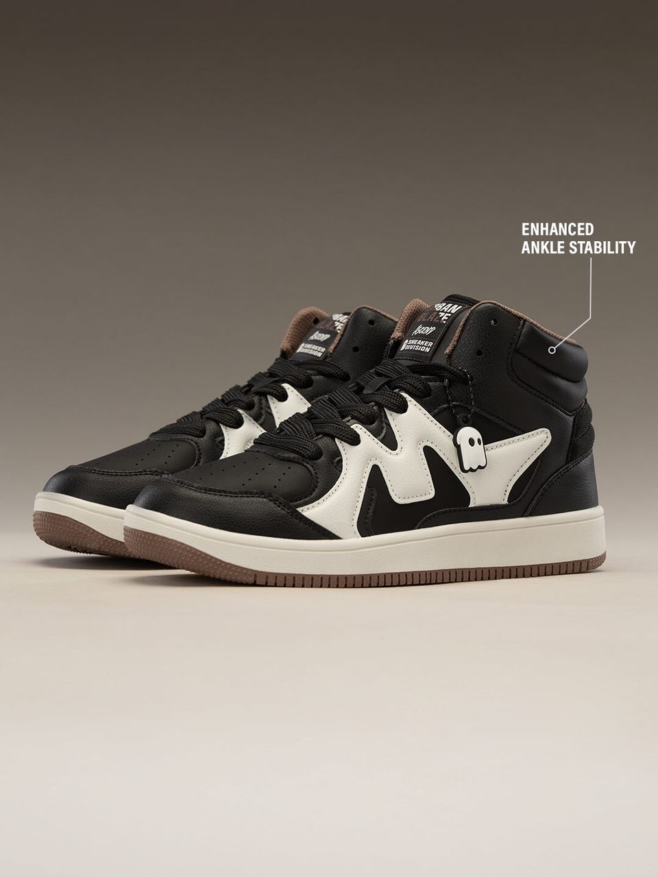 Unisex High-Top Streetwear Sneakers – Black & White Casual Lace-Up Shoes