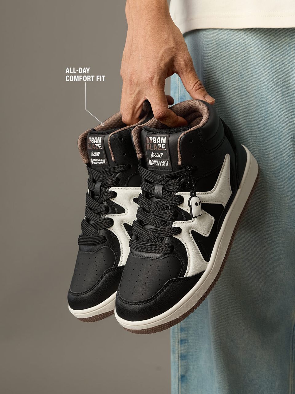 Unisex High-Top Streetwear Sneakers – Black & White Casual Lace-Up Shoes