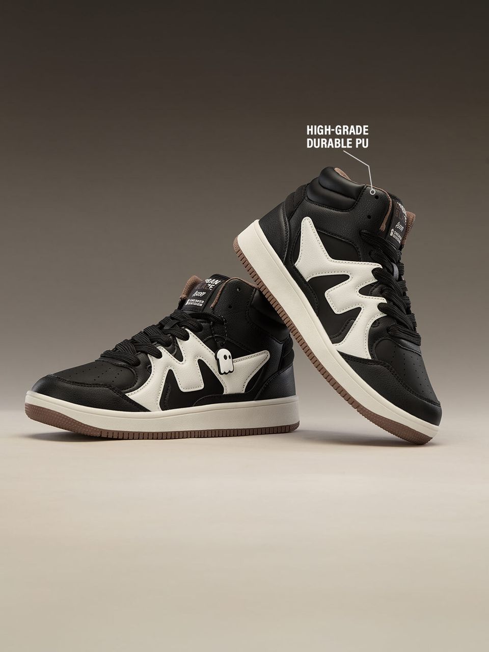 Unisex High-Top Streetwear Sneakers – Black & White Casual Lace-Up Shoes