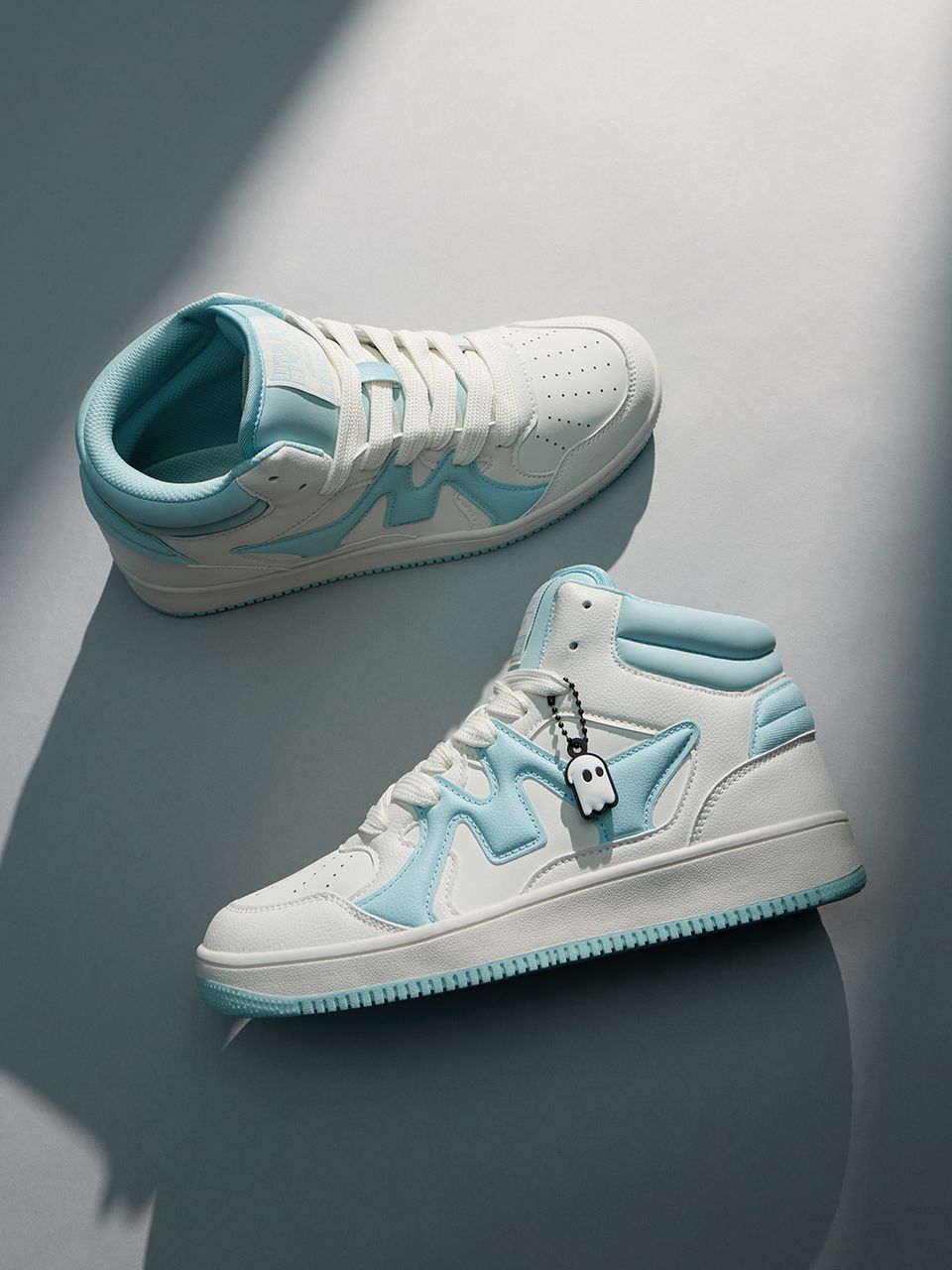 Unisex High-Top Streetwear Sneakers – White & Light Blue Casual Lace-Up Shoes